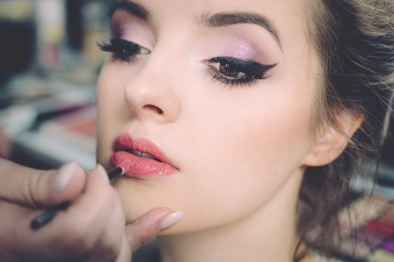 Beauty influencer applying product